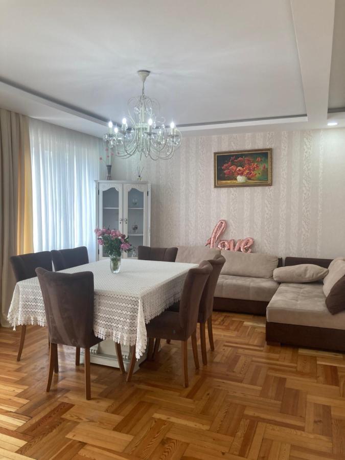Apartment Near The Sea Батумі Екстер'єр фото